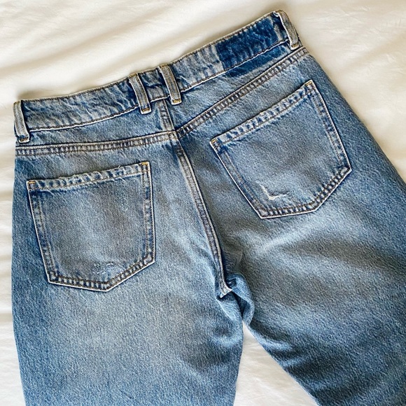 Devyn Low-Rise Boyfriend Jeans - Picture 3 of 6